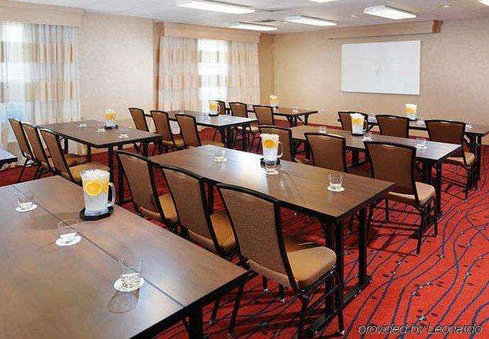 Sonesta Es Suites Fort Worth Fossil Creek Business photo